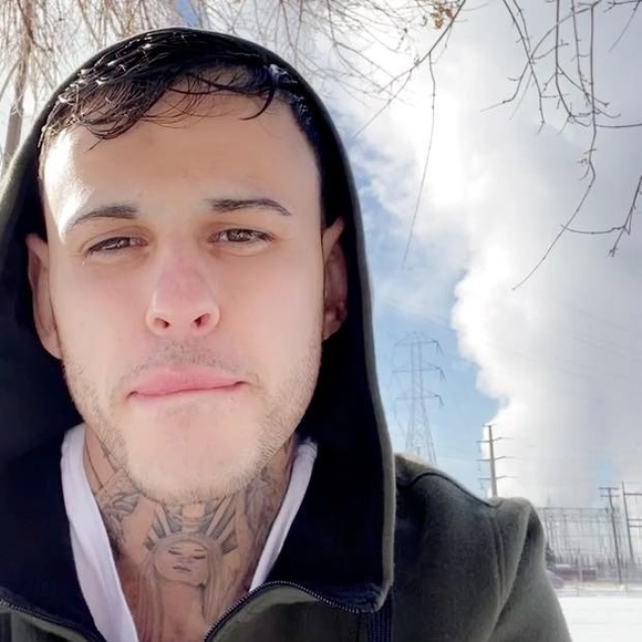 Meet your Posher, James - Picture 1 of 1